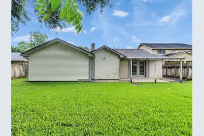1418 Barrowgate Dr, Sugar Land, TX 77498 - Photo 4