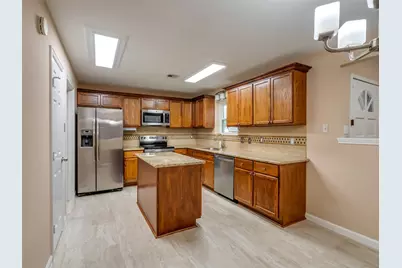 1418 Barrowgate Dr, Sugar Land, TX 77498 - Photo 24