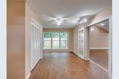 1418 Barrowgate Dr, Sugar Land, TX 77498 - Photo 20