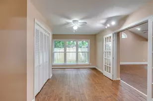 1418 Barrowgate Dr, Sugar Land, TX 77498 - Photo 20