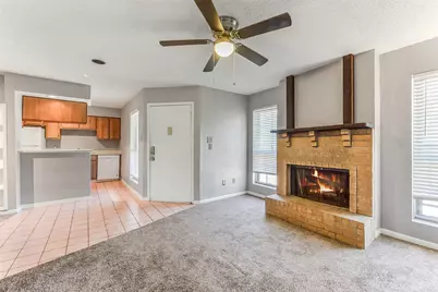 1516 Bay Area Boulevard #F16, Houston, TX 77058 - Photo 4