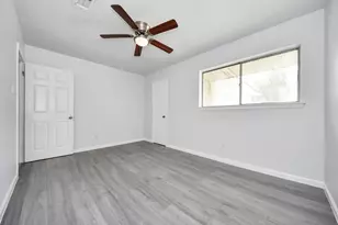 4710 Lotus St, Houston, TX 77045 - Photo 30