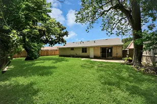 4710 Lotus St, Houston, TX 77045 - Photo 36