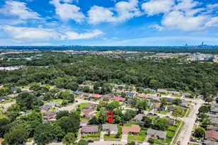 4710 Lotus St, Houston, TX 77045 - Photo 6