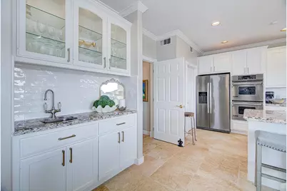 1095 Redfish Street, Bayou Vista, TX 77563 - Photo 8