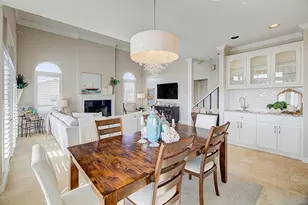 1095 Redfish St, Hitchcock, TX 77563 - Photo 10