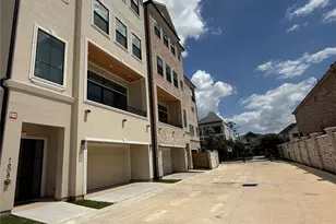 7607 Janak Spring St, Houston, TX 77055 - Photo 18