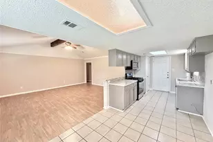 12426 Foxburo Dr, Houston, TX 77065 - Photo 8