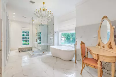 854 Plainwood Drive, Houston, TX 77079 - Photo 22