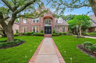 854 Plainwood Dr, Houston, TX 77079 - Photo 1