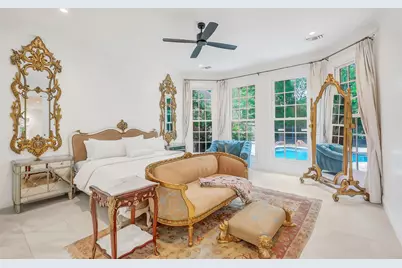 854 Plainwood Drive, Houston, TX 77079 - Photo 20