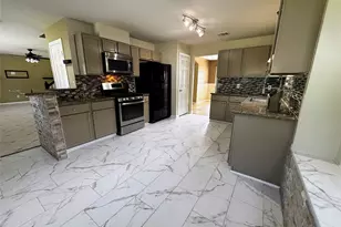 6903 Renata Cir, Houston, TX 77084 - Photo 14
