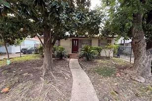 1523 Nevada St, Houston, TX 77006 - Photo 1
