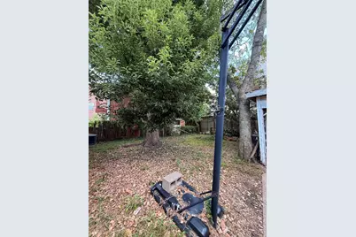 1523 Nevada Street, Houston, TX 77006 - Photo 6