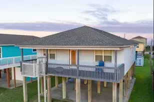 1426 Bluewater Hwy, Surfside Beach, TX 77541 - Photo 16
