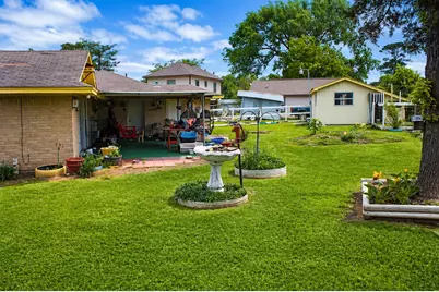 206 Riverside Street, Highlands, TX 77562 - Photo 10