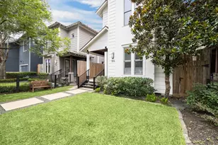934 Nicholson St, Houston, TX 77008 - Photo 2