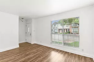 11002 Hammerly Blvd, Houston, TX 77043 - Photo 20