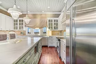 2910 11 Mile Rd, Galveston, TX 77554 - Photo 26