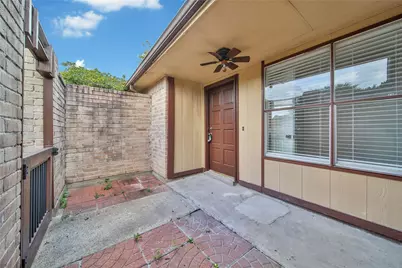 10904 Birch Drive, La Porte, TX 77571 - Photo 4