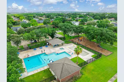10904 Birch Drive, La Porte, TX 77571 - Photo 38