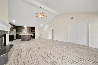 10904 Birch Drive, La Porte, TX 77571 - Photo 12