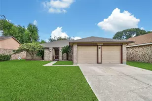 10904 Birch Dr, La Porte, TX 77571 - Photo 2