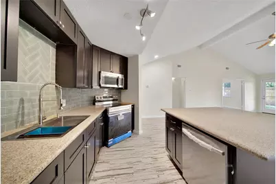 10904 Birch Drive, La Porte, TX 77571 - Photo 2