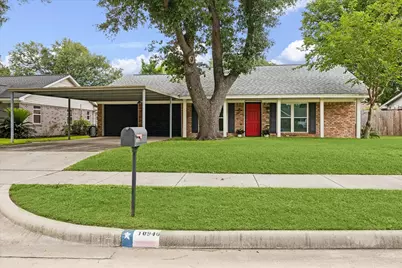 10946 Britt Way, Houston, TX 77043 - Photo 32