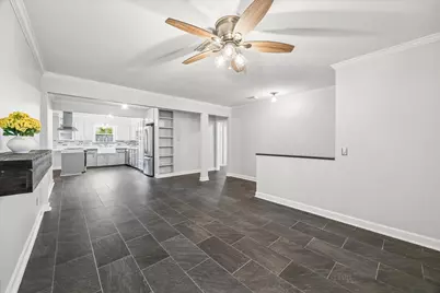 10946 Britt Way, Houston, TX 77043 - Photo 4