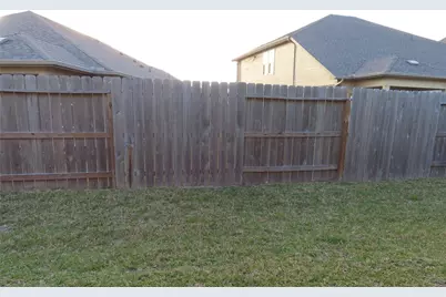 10854 Bodie Hills Drive, Rosharon, TX 77583 - Photo 16