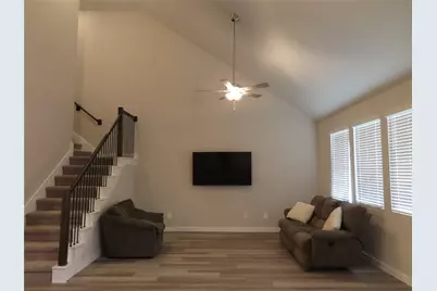 10854 Bodie Hills Drive, Rosharon, TX 77583 - Photo 2