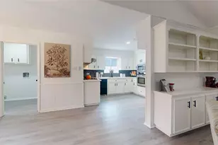 811 Devonport Ln, Seabrook, TX 77586 - Photo 8