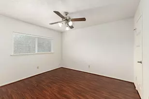 3118 Kempwood Dr, Sugar Land, TX 77479 - Photo 38