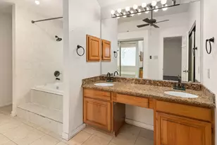 3118 Kempwood Dr, Sugar Land, TX 77479 - Photo 28