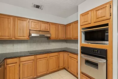 3118 Kempwood Drive, Sugar Land, TX 77479 - Photo 22