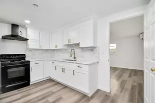 1802 E Martha Ln, Pasadena, TX 77502 - Photo 1