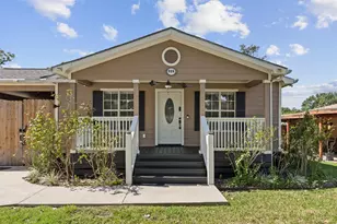 926 S Utah St, La Porte, TX 77571 - Photo 1