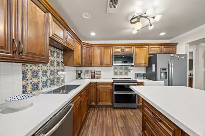 926 S Utah Street, La Porte, TX 77571 - Photo 8