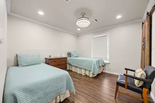 926 S Utah St, La Porte, TX 77571 - Photo 16