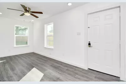 7928 Count Street, Houston, TX 77028 - Photo 8