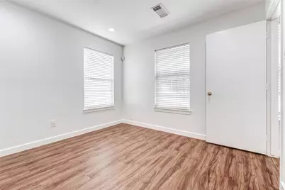 1324B Avenue D, Katy, TX 77493 - Photo 8