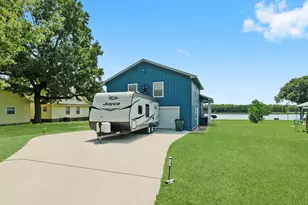 174 Yacht Cir, Trinity, TX 75862 - Photo 10