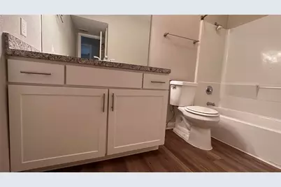 2825 Bellefontaine Street #105A, Houston, TX 77025 - Photo 2