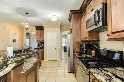 1418 Avenue M 1/2, Galveston, TX 77550 - Photo 8