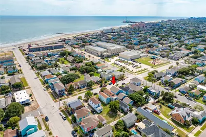 1418 Avenue M 1/2, Galveston, TX 77550 - Photo 34