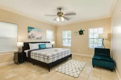 1418 Avenue M 1/2, Galveston, TX 77550 - Photo 16