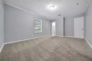 7707 Arberry St, Houston, TX 77012 - Photo 6