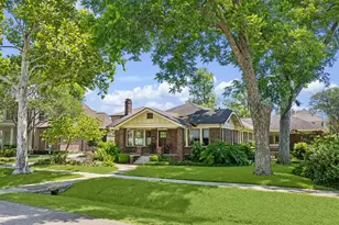 916 Arlington St, Houston, TX 77008 - Photo 1