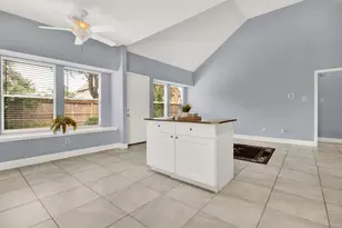 5719 W Vistaglen Loop, Houston, TX 77084 - Photo 14